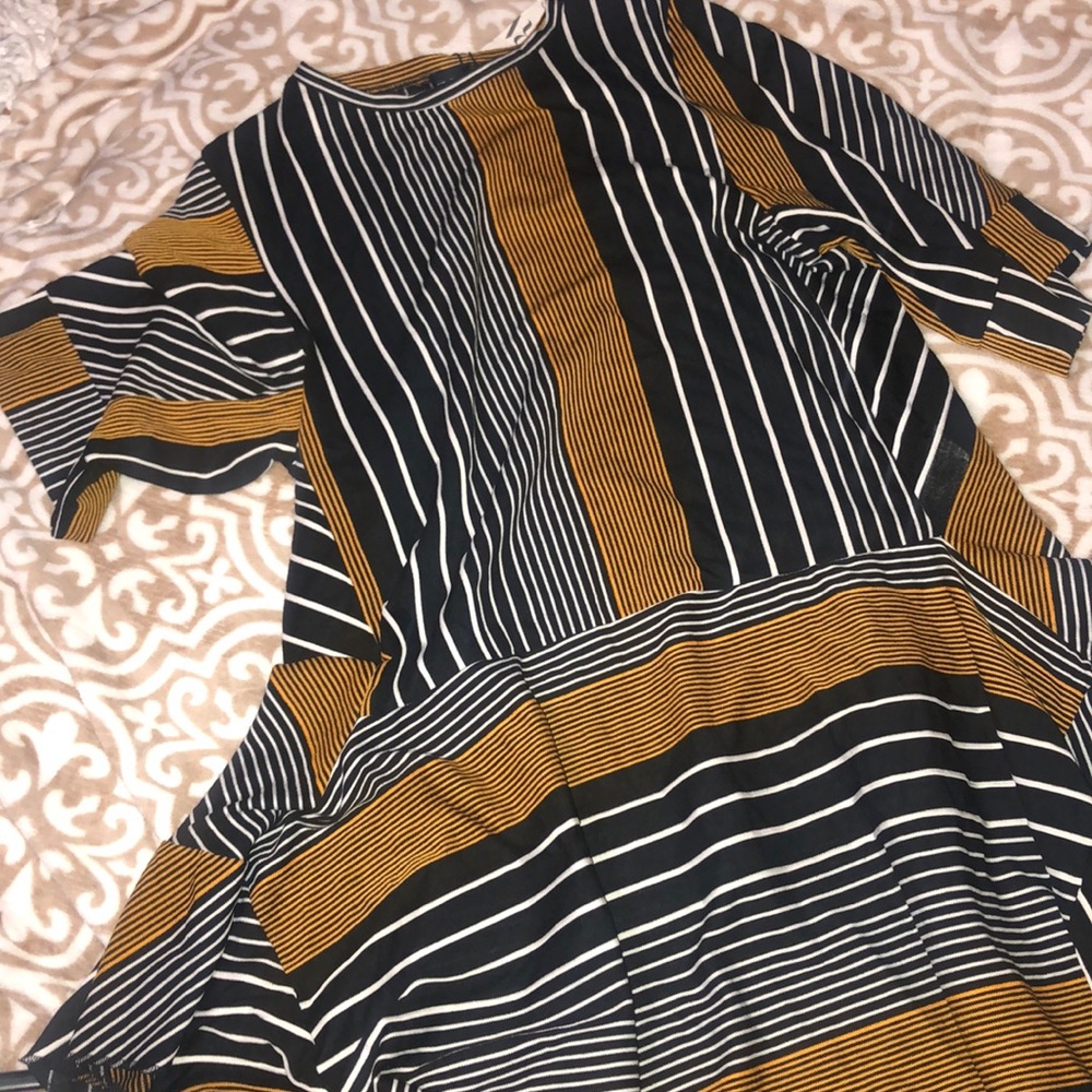 ZARA FLOWY DRESS !!!